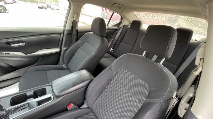 Подержанный Nissan Sentra VIII (B18), 2.0 л, 2020 в Шардже от Halla Cars Серый цвет. Американская | AUTO.AE