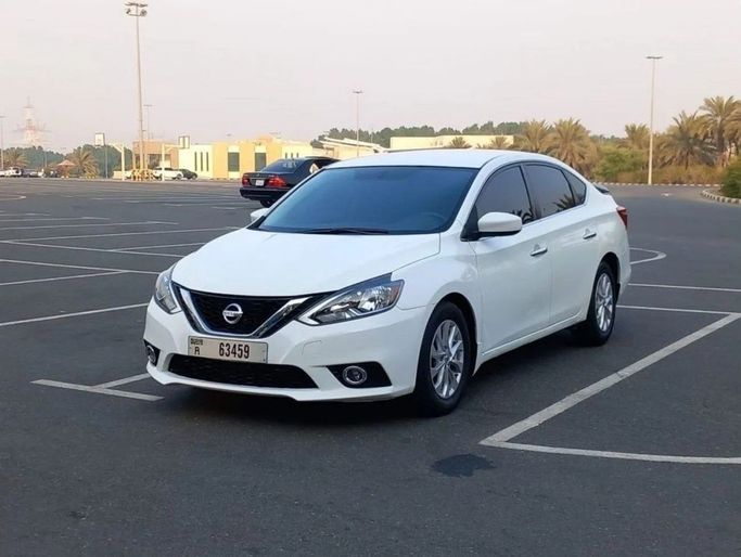 Подержанный Nissan Sentra VII (B17) Рестайлинг, 1.8 л, 2019 в Шардже от Halla Cars Белый цвет.  | AUTO.AE