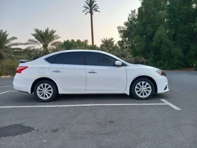 Подержанный Nissan Sentra VII (B17) Рестайлинг, 1.8 л, 2019 в Шардже от Halla Cars Белый цвет.  | AUTO.AE