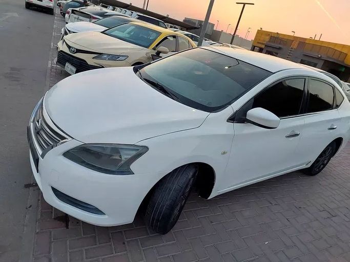 Used Nissan Sentra VII (B17), 1.8 l, 2014 in Sharjah by Al Aqsa Used Cars, White color. GCC Specs | AUTO.AE