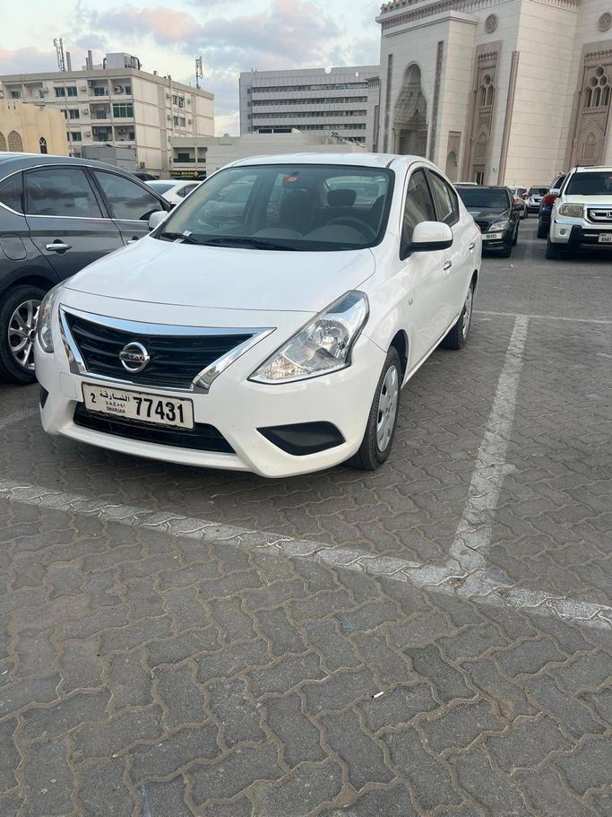 Nissan Sunny عملية فيس ليفت N18, 2023  سيدان للتأجير في في الشارقة من NOOF RENT A CAR، اللون أبيض | AUTO.AE | إعلان #1548