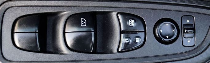 Used Nissan Sunny N18, 1.6 l, 2022 in Sharjah by Al Sayed Khamis Used Auto Trading, White color. GCC Specs | AUTO.AE