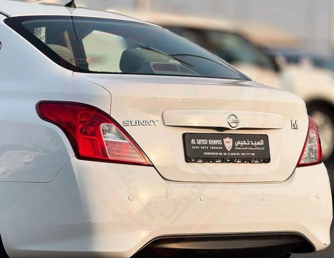 Подержанный Nissan Sunny N17 Рестайлинг, 1.5 л, 2024 в Шардже от Al Sayed Khamis Used Auto Trading Белый цвет. GCC | AUTO.AE