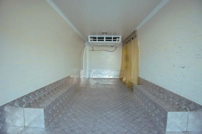 Used Nissan Urvan V (E26) / NV350 Urvan, 2.5 l, 2022 in Sharjah by First Choice Cars, White color. GCC Specs | AUTO.AE