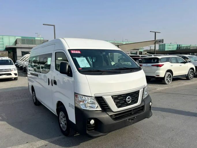 مستعملة Nissan Urvan V (E26) / NV350 Urvan, 2.5 l, 2022 في في الشارقة من Al Nabeel Used Cars، اللون أبيض.  | AUTO.AE