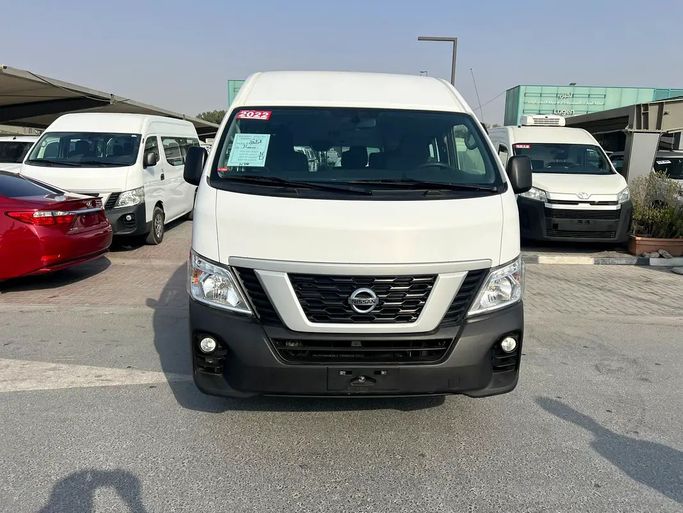 Подержанный Nissan Urvan V (E26) / NV350 Urvan, 2.5 л, 2022 в ОАЭ, Шарджа от Al Nabeel Used Cars Белый цвет. GCC | AUTO.AE | Объявление #278967
