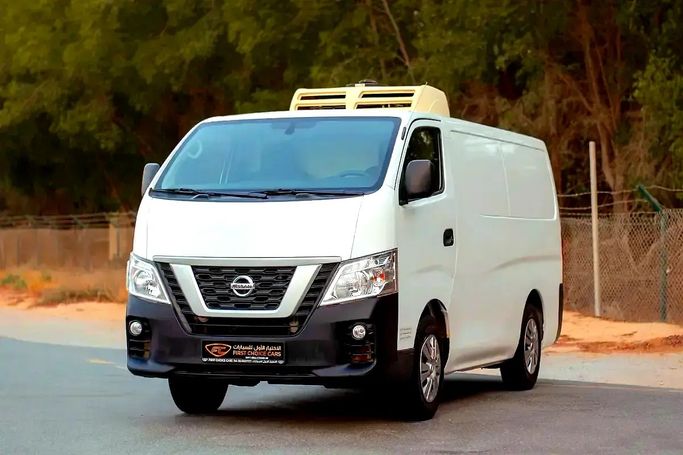 مستعملة ⁦Nissan Urvan V (E26) / NV350 Urvan، 2.7 l، 2021⁩ في في الإمارات, الشارقة من First Choice Cars، اللون أبيض. مواصفات الخليج | AUTO.AE | إعلان #284668