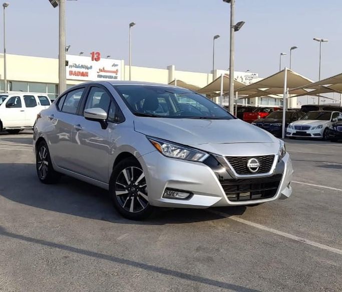 Used Nissan Versa III, 1.6 l, 2020 in Sharjah by Badar Used Cars, Silver color.  | AUTO.AE