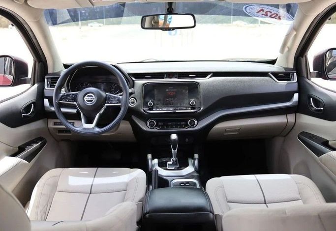 Подержанный Nissan X-Terra, 2.5 л, 2021 в Шардже от Al Sayed Khamis Used Cars Бордовый цвет. GCC | AUTO.AE
