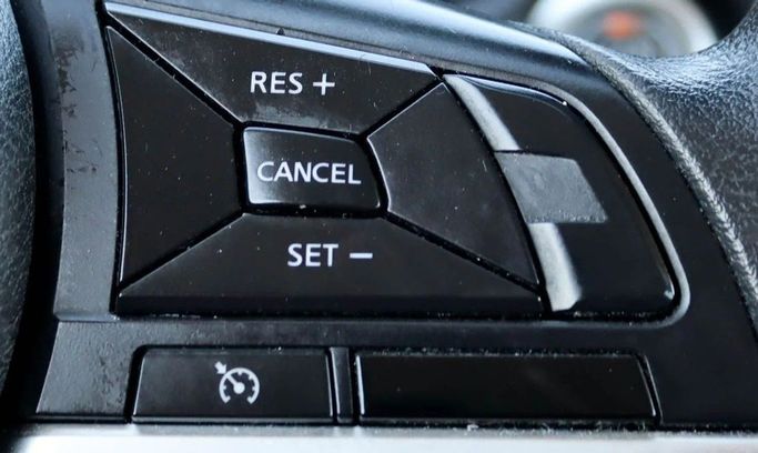 Подержанный Nissan X-Terra, 2.5 л, 2022 в Шардже от Al Sayed Khamis Used Auto Trading Белый цвет. GCC | AUTO.AE