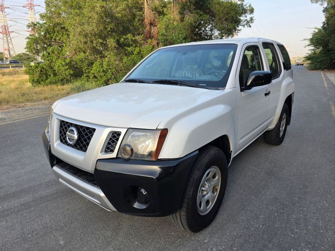 Подержанный Nissan X-Terra, 2.5 л, 2022 в Шардже от Al Mina Used Cars Белый цвет. GCC | AUTO.AE | Объявление #250517