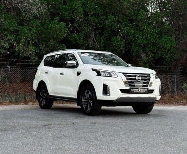 مستعملة Nissan X-Terra, 2.5 l, 2024 في في الإمارات, الشارقة من Al Sayed Khamis Used Cars، اللون أبيض. مواصفات الخليج | AUTO.AE | إعلان #275130