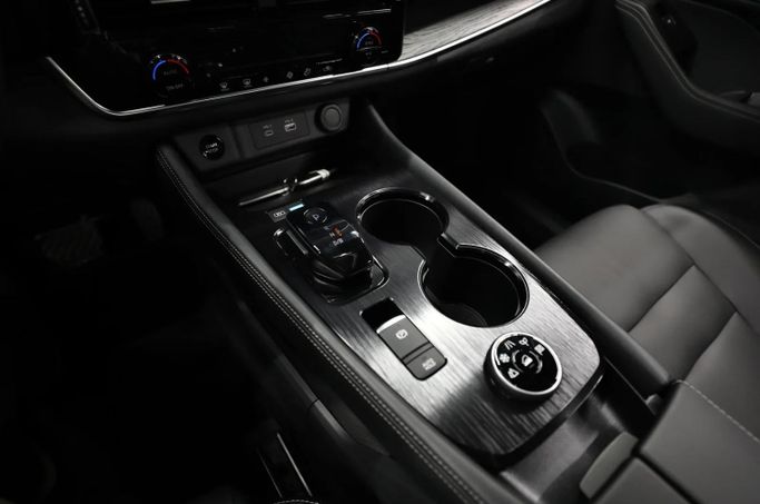 New Nissan X-Trail IV, 1.5 l, 2023 in Sharjah by Al Qassem Cars Trading, White color. Other | AUTO.AE