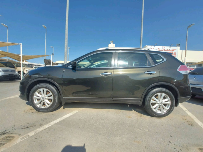 Used Nissan X-Trail III, 2.5 l, 2016 in Sharjah by Fantastic Used Cars, Black color. GCC Specs | AUTO.AE