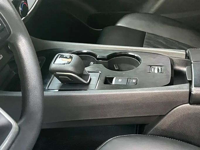 مستعملة Nissan X-Trail فيس ليفت IV، 1.5 لتر، 2025 في الإمارات، الشارقة من Rebou Alfakhama، اللون أسود. مواصفات الخليج | AUTO.AE | إعلان #295686 — صورة 13 من 14