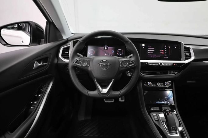 New Opel Grandland X I, 1.6 l, 2024 in Sharjah by Al Qassem Cars Trading, White color. GCC Specs | AUTO.AE