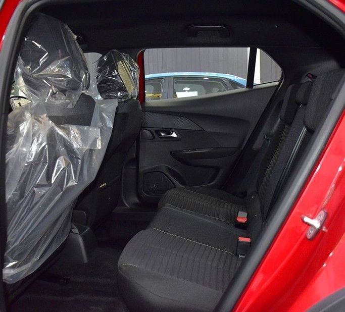 New Peugeot 2008 II Facelift, 1.2 l, 2025 in Sharjah by Honey Gidosha Used Cars Tr., Red color.  | AUTO.AE