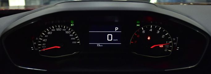 New Peugeot 2008 II Facelift, 1.2 l, 2025 in Sharjah by Honey Gidosha Used Cars Tr., Red color.  | AUTO.AE