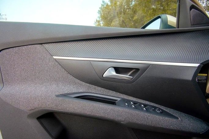 Used Peugeot 5008 II, 1.6 l, 2019 in Sharjah by First Choice Cars, Golden color. GCC Specs | AUTO.AE