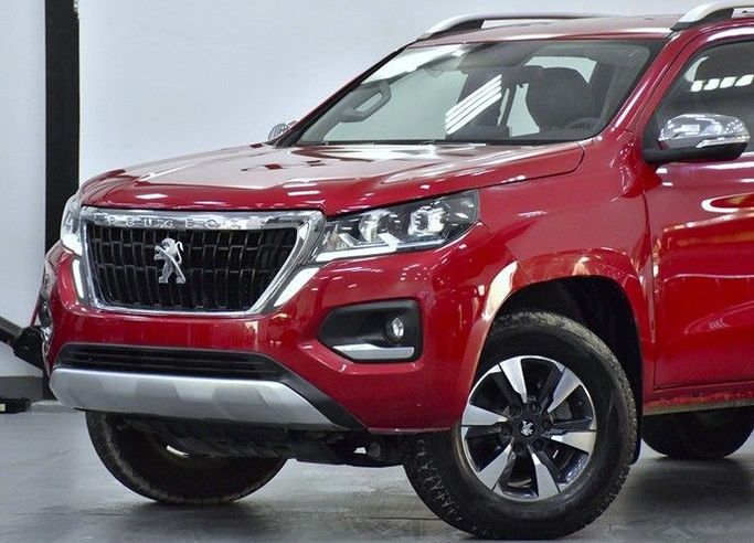 New Peugeot Landtrek, 2.4 l, 2023 in Sharjah by Honey Gidosha Used Cars Tr., Red color.  | AUTO.AE