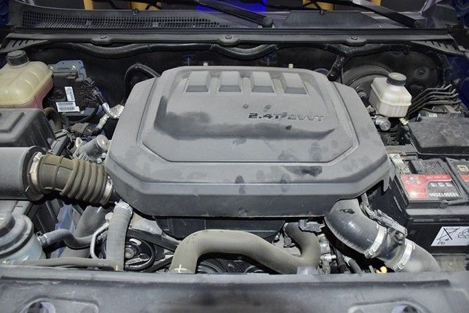 Новый Peugeot Landtrek, 2.4 л, 2023 в Шардже от Honey Gidosha Used Cars Tr. Синий цвет.  | AUTO.AE