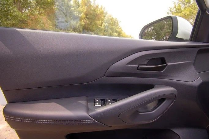 Used Peugeot Landtrek, 2.4 l, 2023 in Sharjah by First Choice Cars, Silver color. GCC Specs | AUTO.AE