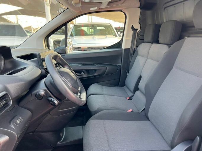 Новый Peugeot Partner III, 1.6 л, 2022 в Шардже от Al Aram Cars Белый цвет. GCC | AUTO.AE