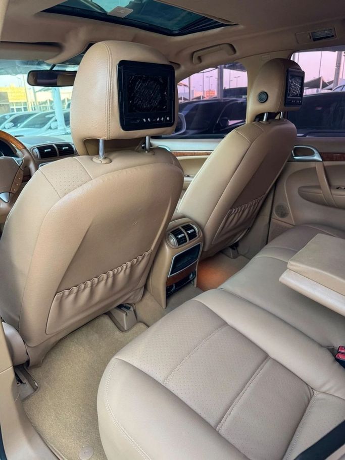 Подержанный Porsche Cayenne S I Рестайлинг (957), 4.8 л, 2009 в Шардже от Titanium Used Cars Белый цвет. GCC | AUTO.AE