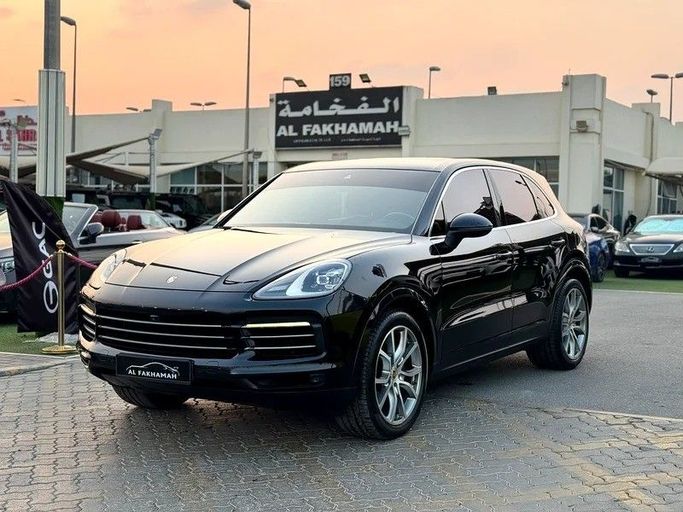 Подержанный Porsche Cayenne III, 3.0 л, 2019 в Шардже от Al Fakhamah Used Cars Черный цвет. GCC | AUTO.AE