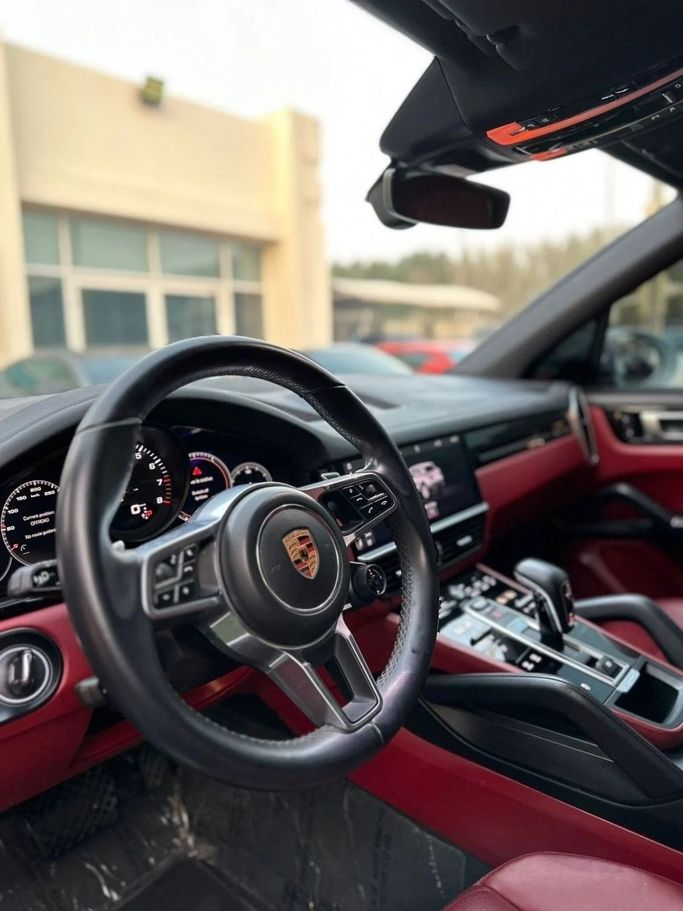 Used Porsche Cayenne III, 3.0 l, 2019 in Sharjah by Noor Al Seyoh Used Cars, White color. GCC Specs | AUTO.AE