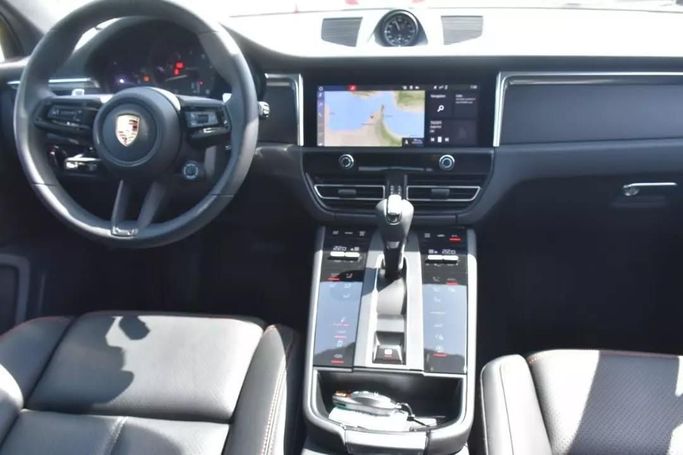 New Porsche Macan I Facelift 2, 2.0 l, 2023 in Sharjah by Alfaris Used Cars, Grey color. Other | AUTO.AE