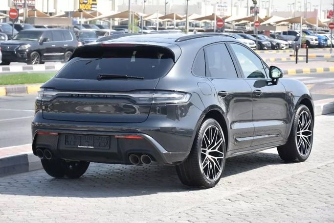 New Porsche Macan I Facelift 2, 2.0 l, 2023 in Sharjah by Alfaris Used Cars, Grey color. Other | AUTO.AE