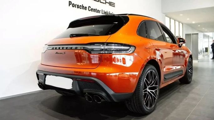 New Porsche Macan S I Facelift 2, 2.9 l, 2023 in Sharjah by Alfaris Used Cars, Orange color. Other | AUTO.AE