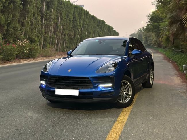 Used ⁦Porsche Macan I (95B) Facelift, 2.0 l, 2021⁩ in UAE, Sharjah by AL TAWEEL MOTORS, Blue color. Other | AUTO.AE | Listing #288557