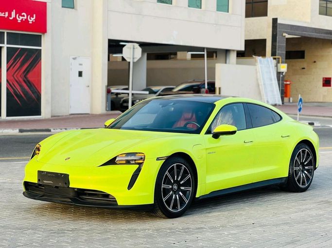 Used Porsche Taycan 4S I, 2021 in Sharjah by Ali Used Cars, Green color. Japanese Specs | AUTO.AE