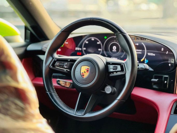 Used Porsche Taycan 4S I, 2021 in Sharjah by Ali Used Cars, Green color. Japanese Specs | AUTO.AE