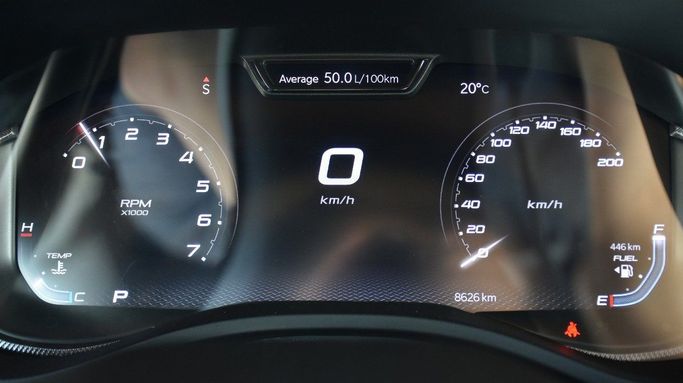 Подержанный RAM 1500 Quad Cab eTorque V, 5.7 л, 2023 в Шардже от Alfaris Used Cars Белый цвет.  | AUTO.AE