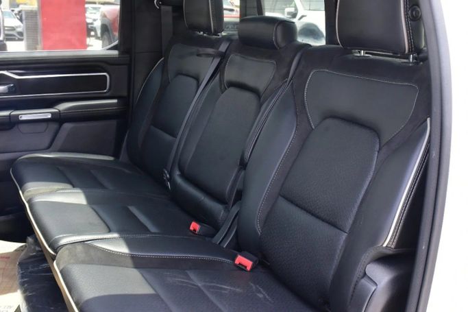 Used RAM 1500 Crew Cab V, 3.0 l, 2022 in Sharjah by Alfaris Used Cars, White color. Other | AUTO.AE