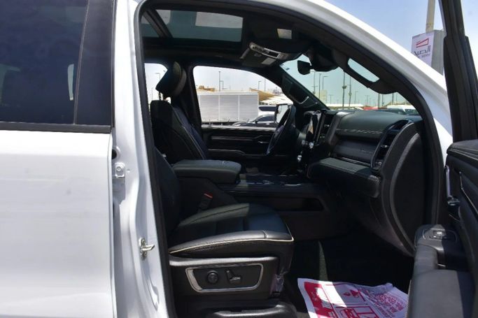 Used RAM 1500 Crew Cab V, 3.6 l, 2023 in Sharjah by Alfaris Used Cars, White color. Other | AUTO.AE