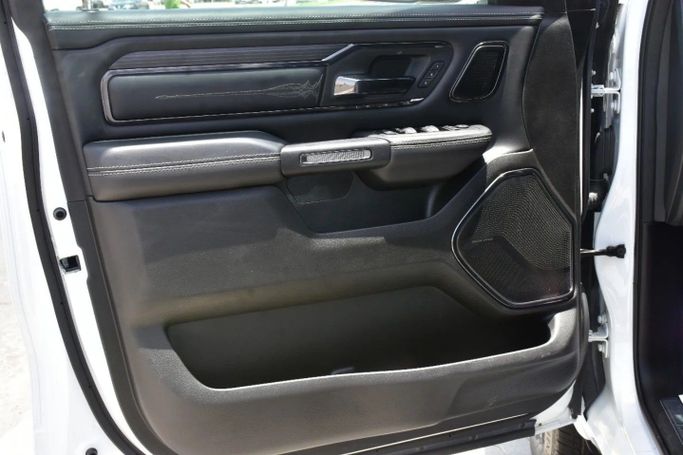 Used RAM 1500 Crew Cab V, 3.6 l, 2023 in Sharjah by Alfaris Used Cars, White color. Other | AUTO.AE