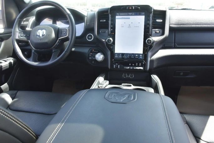 Used RAM 1500 Crew Cab V, 3.6 l, 2023 in Sharjah by Alfaris Used Cars, Black color. Other | AUTO.AE