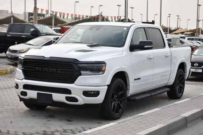 Used RAM 1500 Crew Cab V, 3.0 l, 2022 in Sharjah by Alfaris Used Cars, White color. Other | AUTO.AE