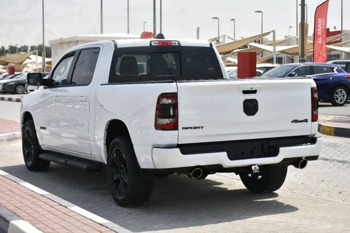 Used RAM 1500 V, 5.7 l, 2022 in Sharjah by Alfaris Used Cars, White color. Other | AUTO.AE