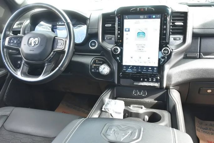 Used RAM 1500 Crew Cab V, 3.6 l, 2022 in Sharjah by Alfaris Used Cars, White color. Other | AUTO.AE