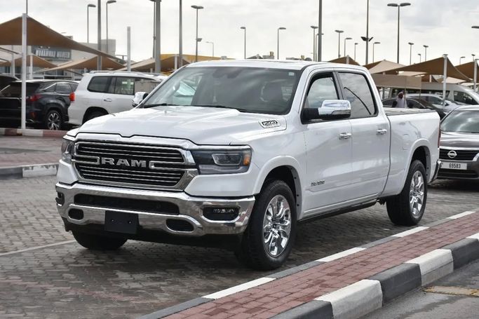 Used RAM 1500 Crew Cab V, 3.6 l, 2022 in Sharjah by Alfaris Used Cars, White color. Other | AUTO.AE
