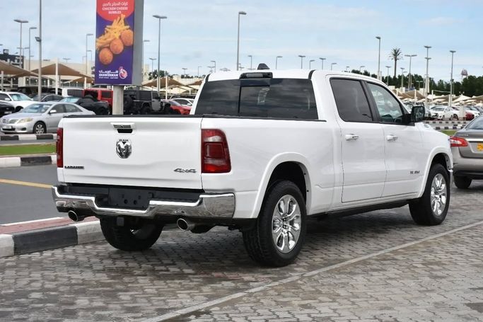 Used RAM 1500 Crew Cab V, 3.6 l, 2022 in Sharjah by Alfaris Used Cars, White color. Other | AUTO.AE