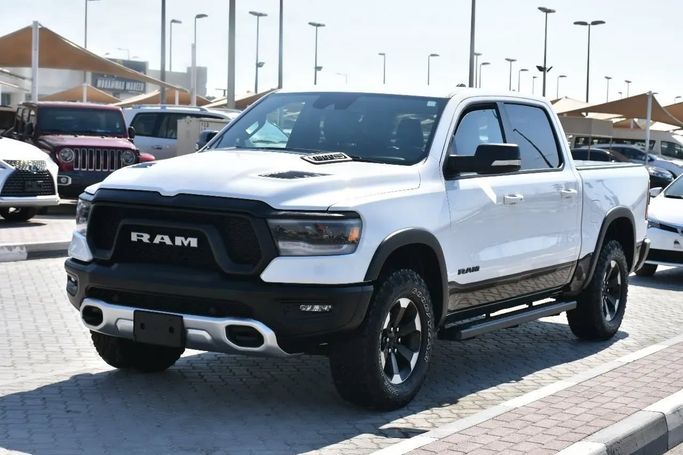 Used RAM 1500 Crew Cab V, 3.6 l, 2022 in Sharjah by Alfaris Used Cars, White color. Other | AUTO.AE
