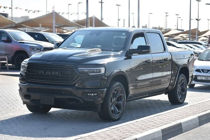 Used RAM 1500 Crew Cab V, 3.6 l, 2023 in Sharjah by Alfaris Used Cars, Black color. Other | AUTO.AE