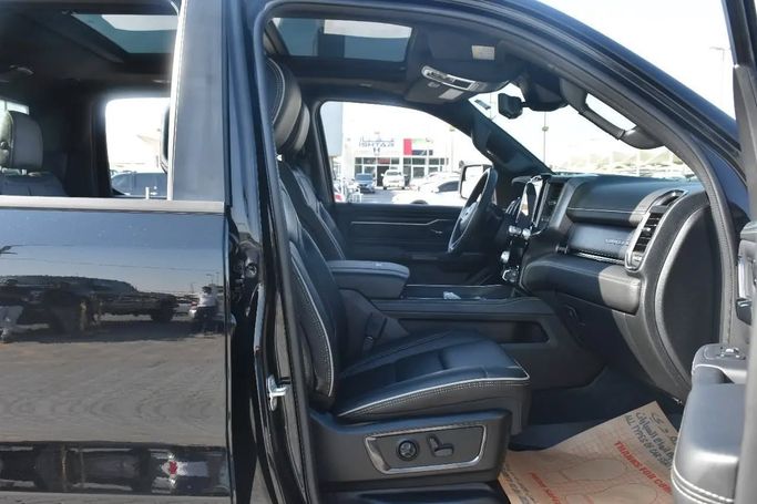 Used RAM 1500 Crew Cab V, 3.6 l, 2023 in Sharjah by Alfaris Used Cars, Black color. Other | AUTO.AE