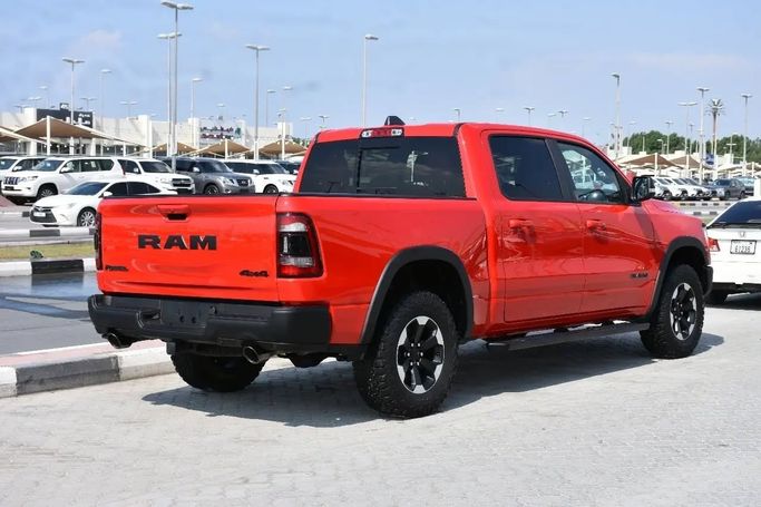 Подержанный RAM 1500 Crew Cab V, 3.0 л, 2022 в Шардже от Alfaris Used Cars Красный цвет. Other | AUTO.AE